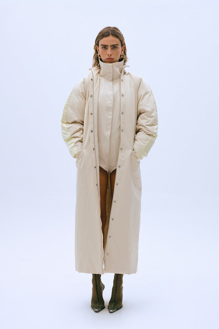 Gabardina White Noise