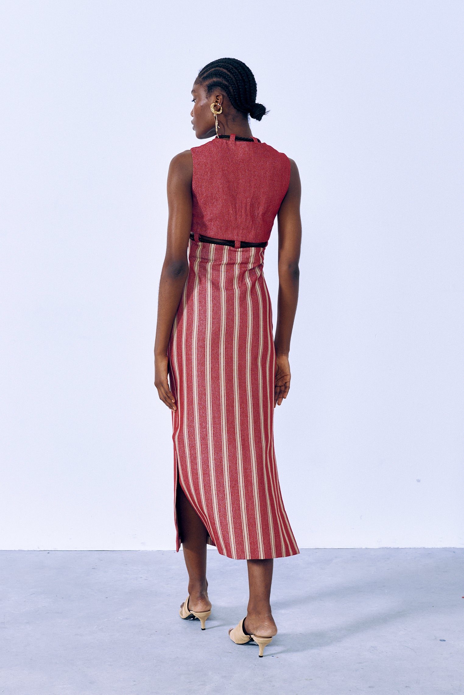 Vestido midi dos piezas rojo y beige