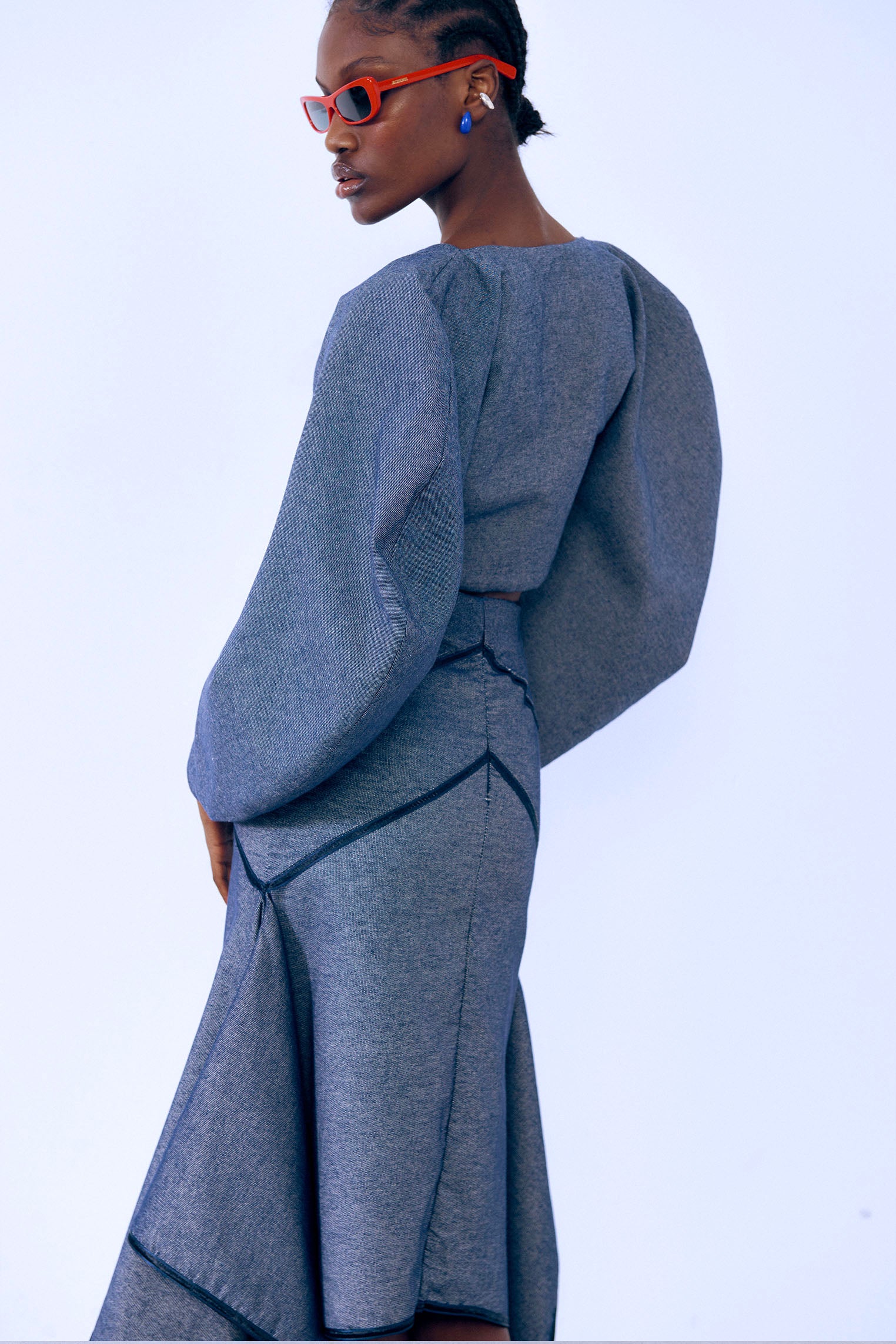 Falda con cortes azul marino