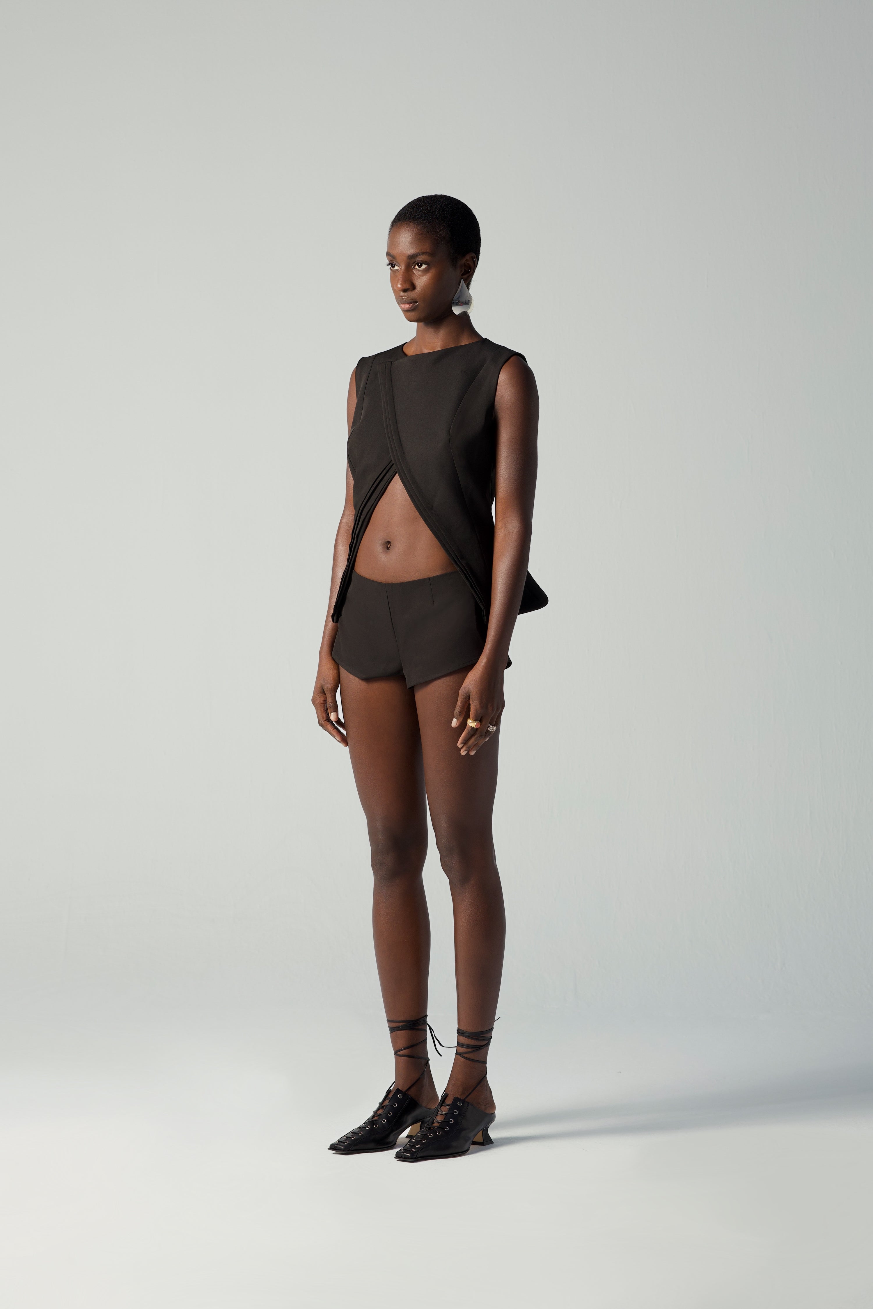 Yin Short.B.