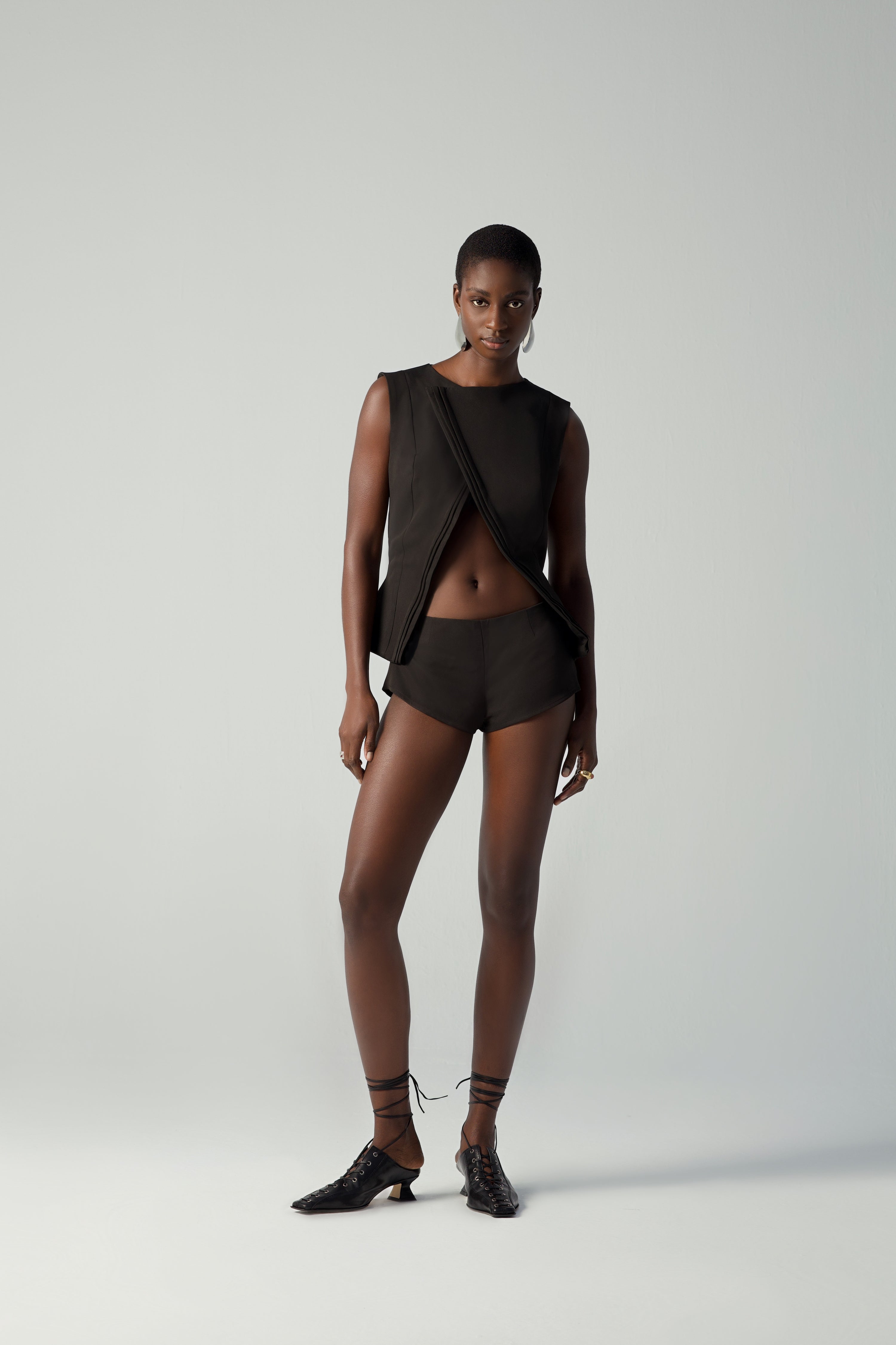 Yin Short.B.