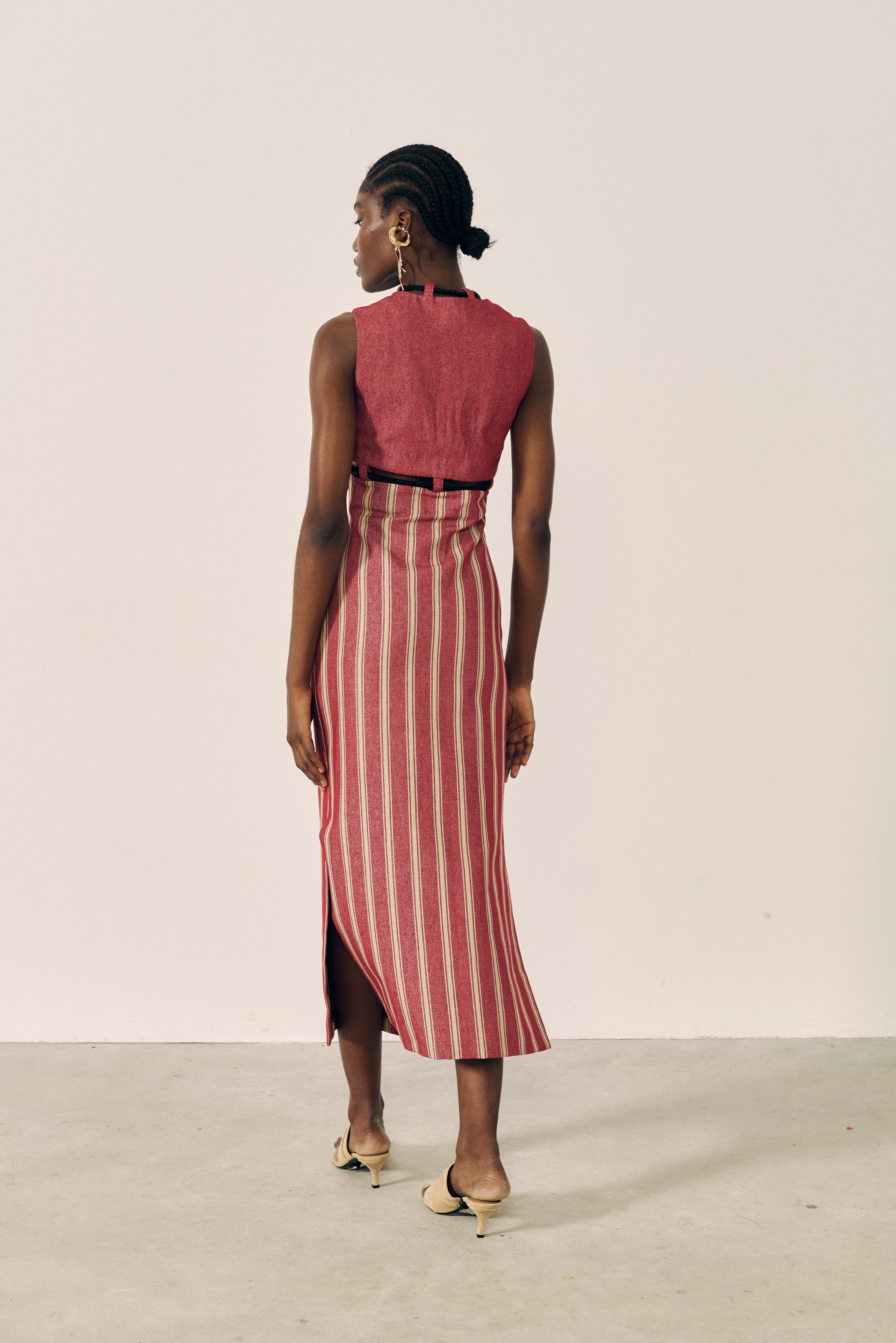 Vestido midi dos piezas rojo y beige