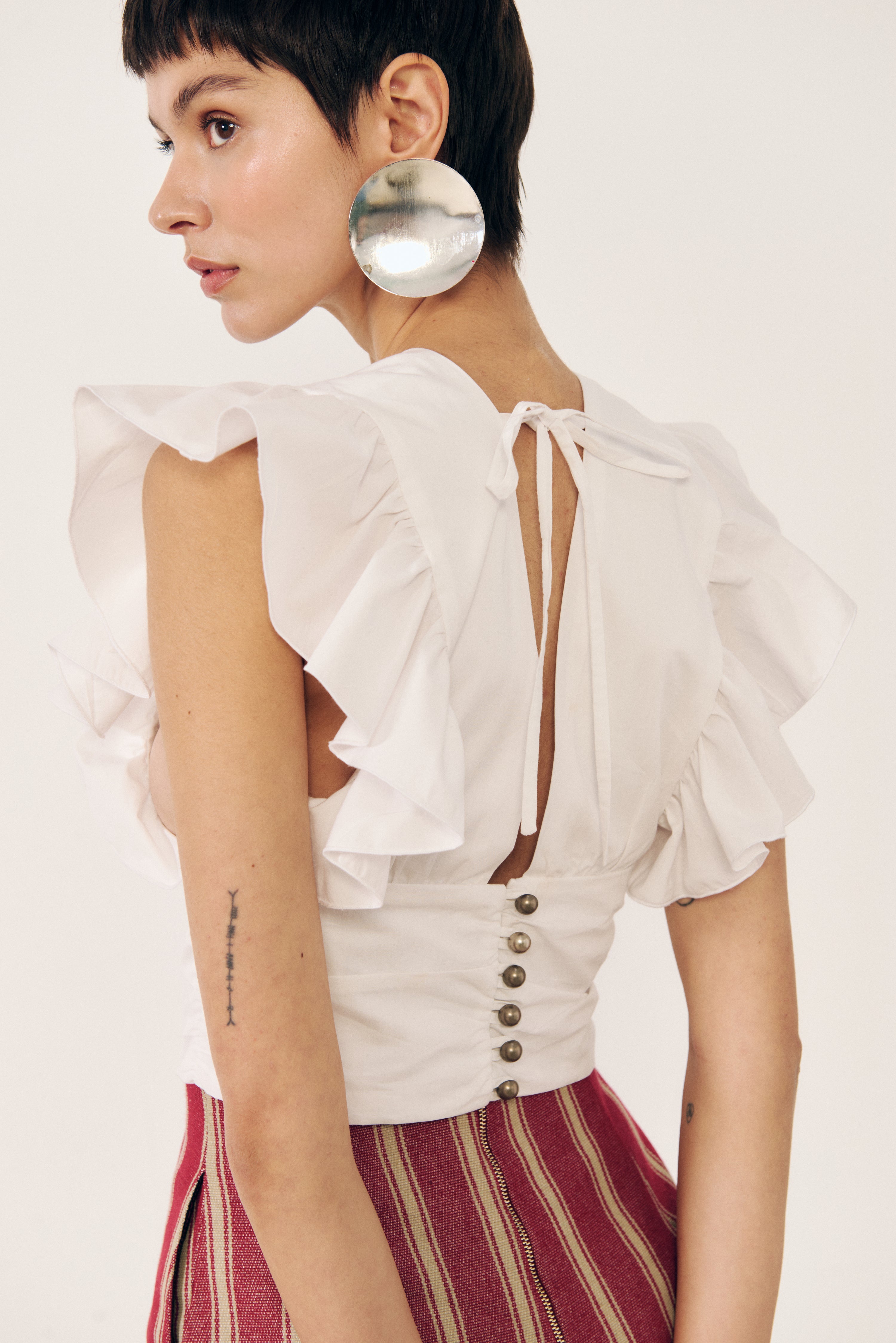 Top con volantes blanco