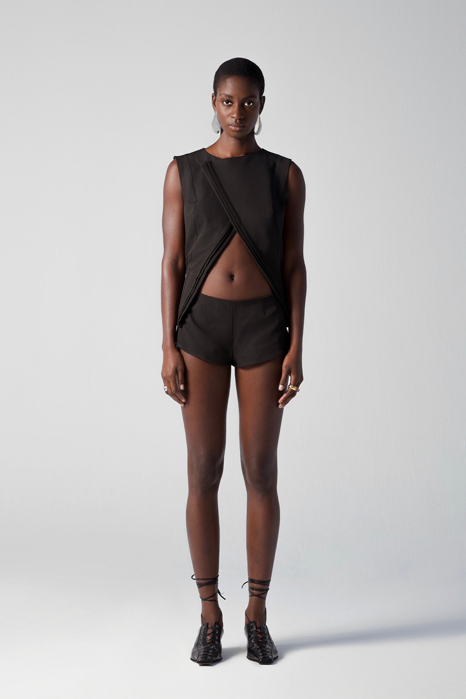 Yin Short.B.