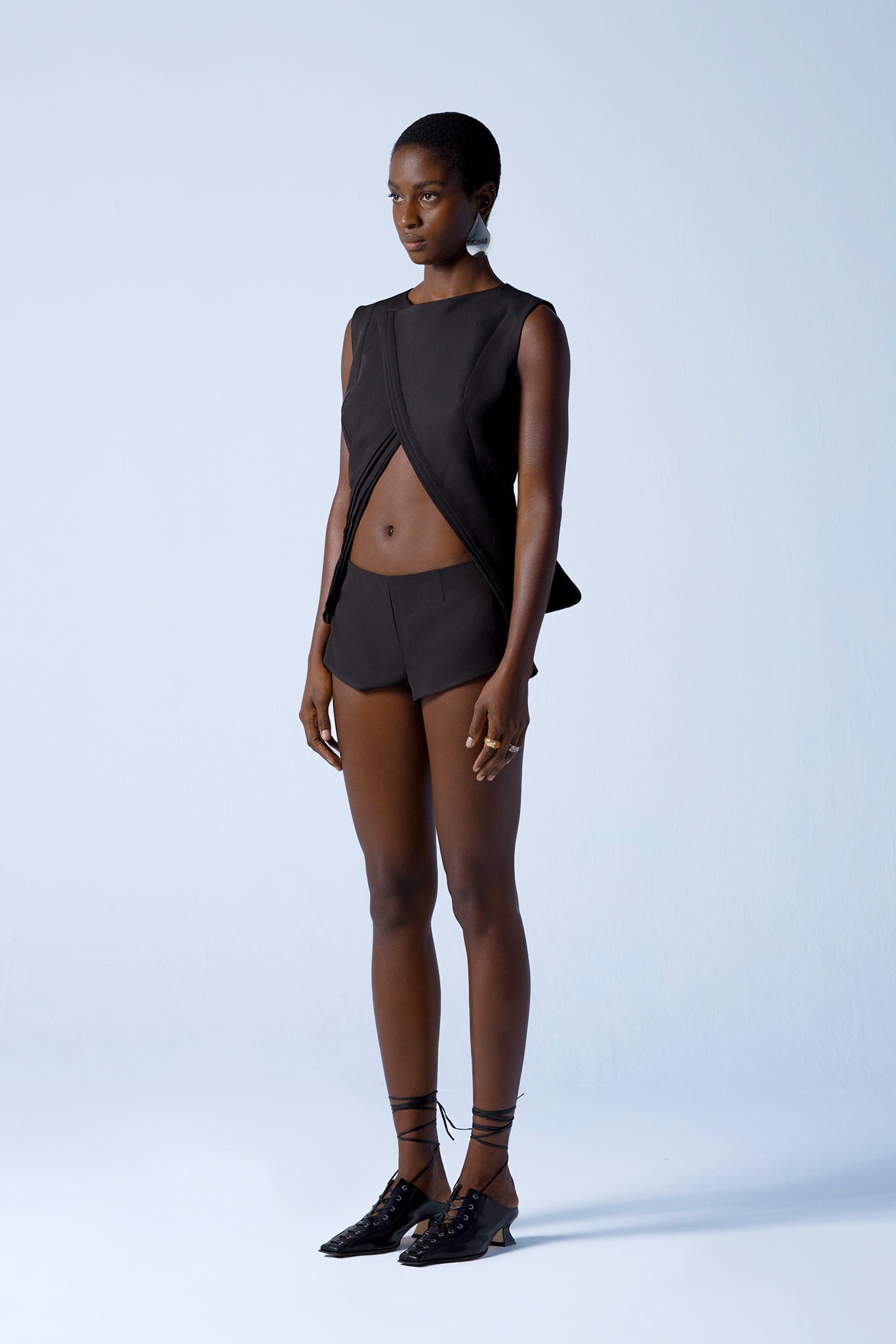 Yin Short.B.