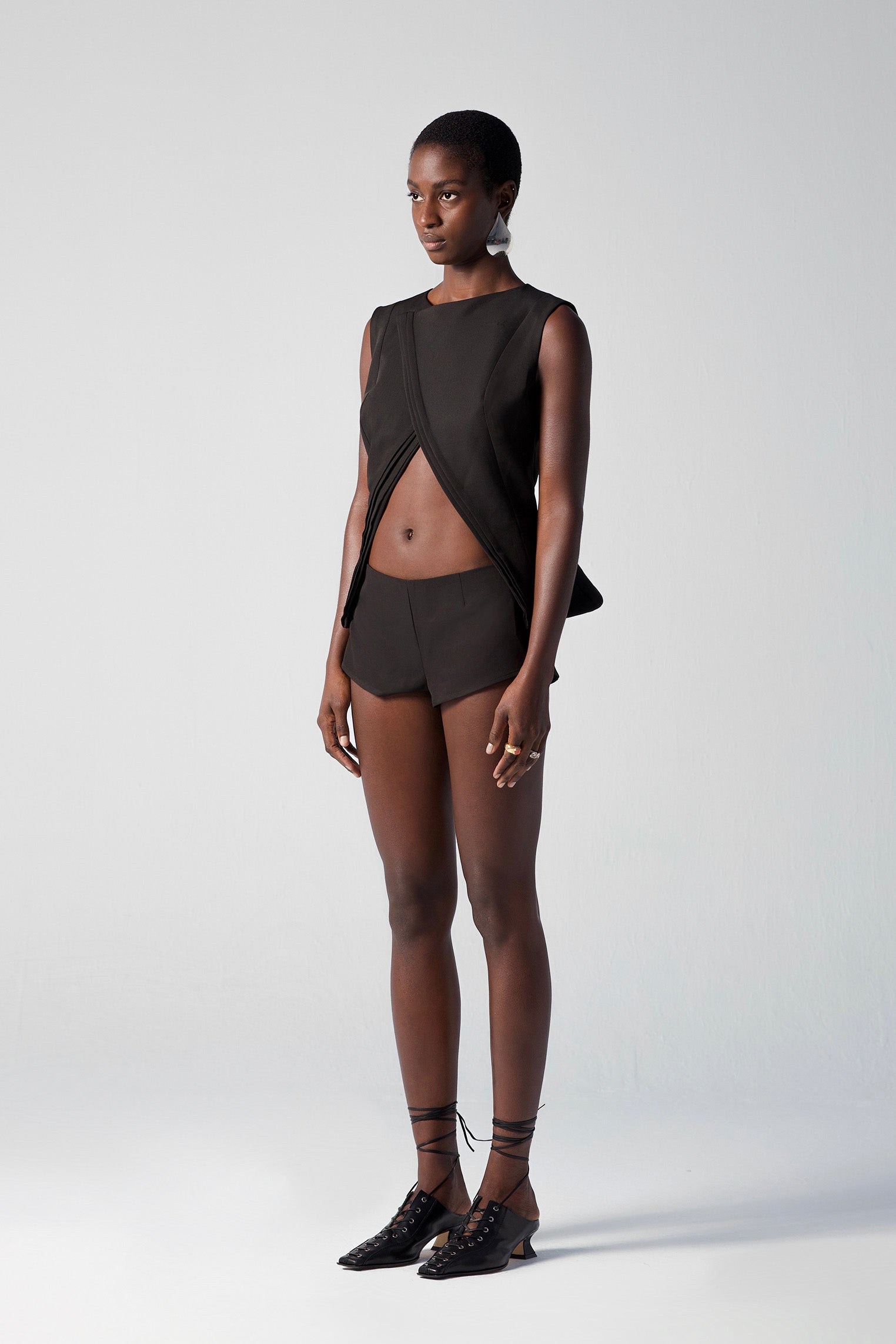 Yin Short.B.