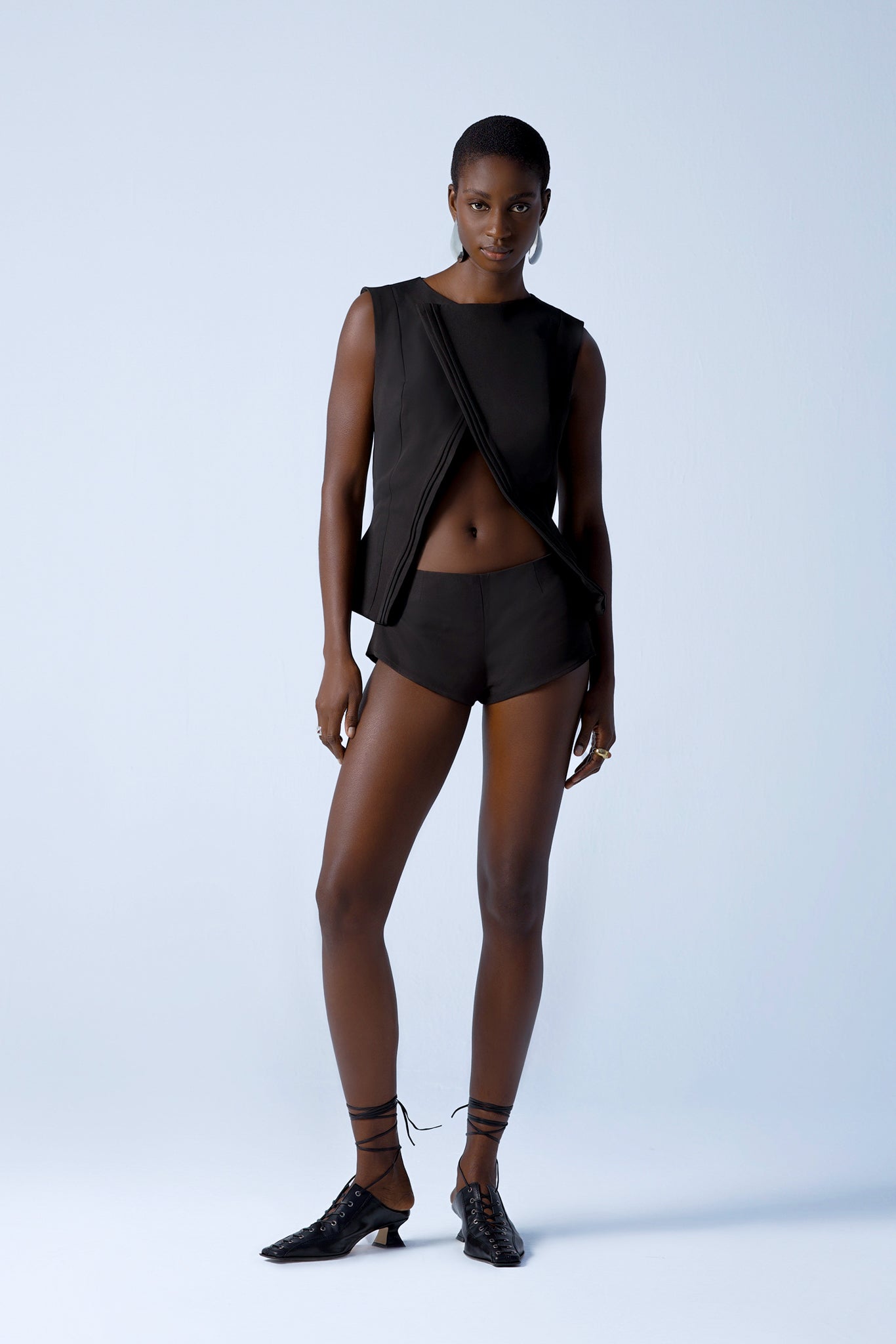 Yin Short.B.