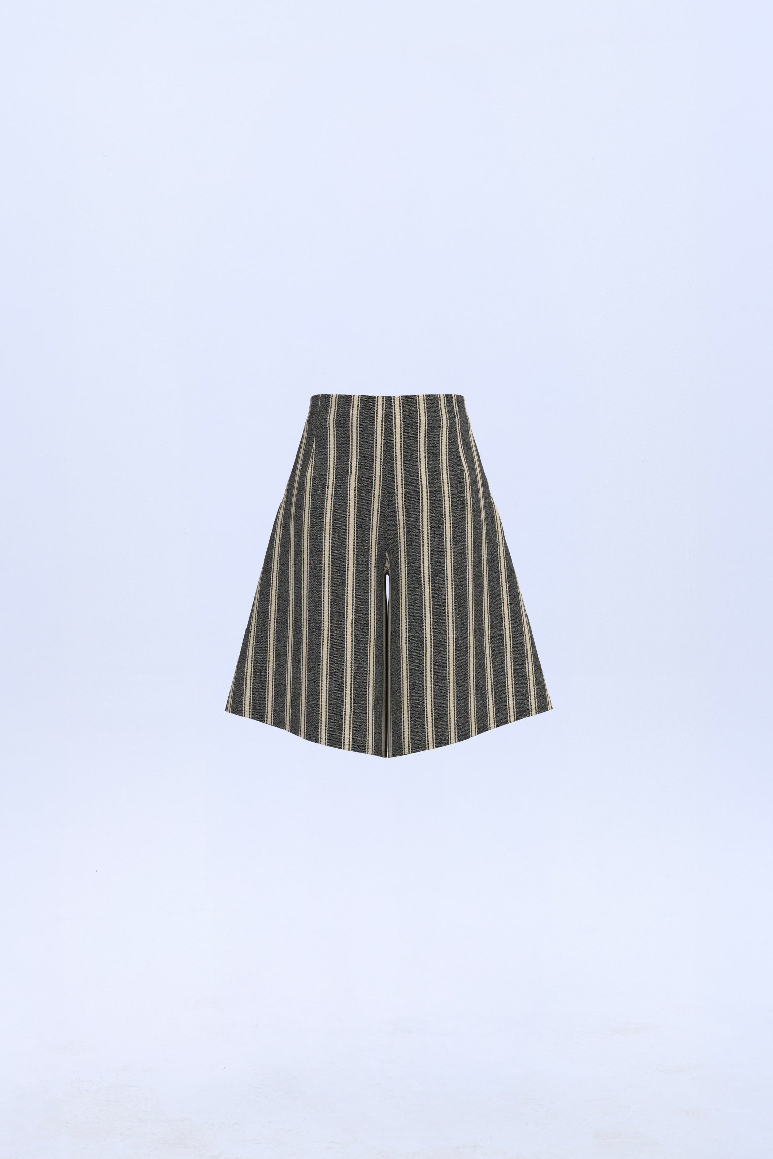 Bermuda estructurada rayas negras