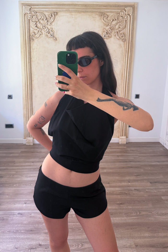 Top "poza" negro