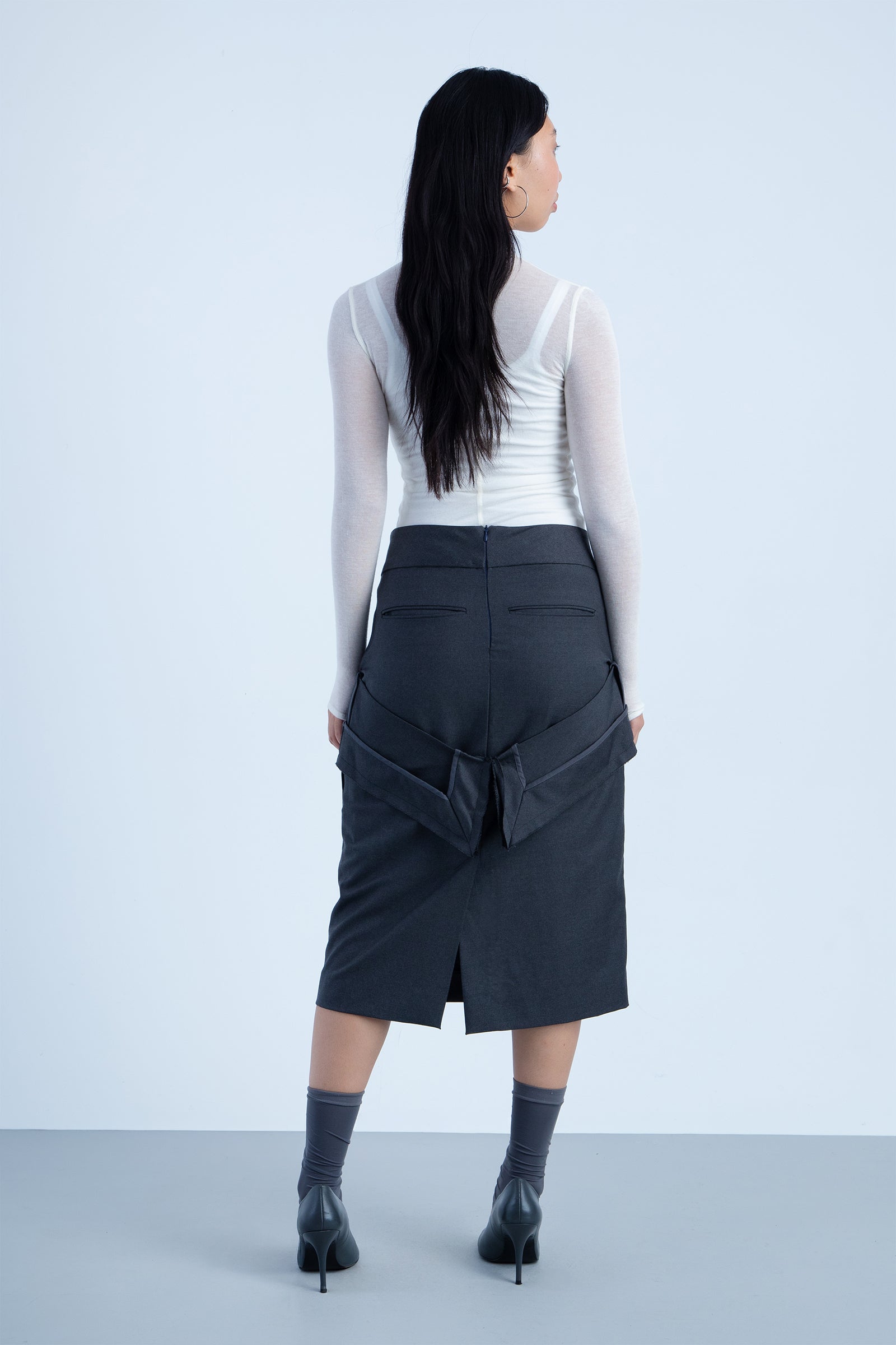 Falda "umbral" en lana merino