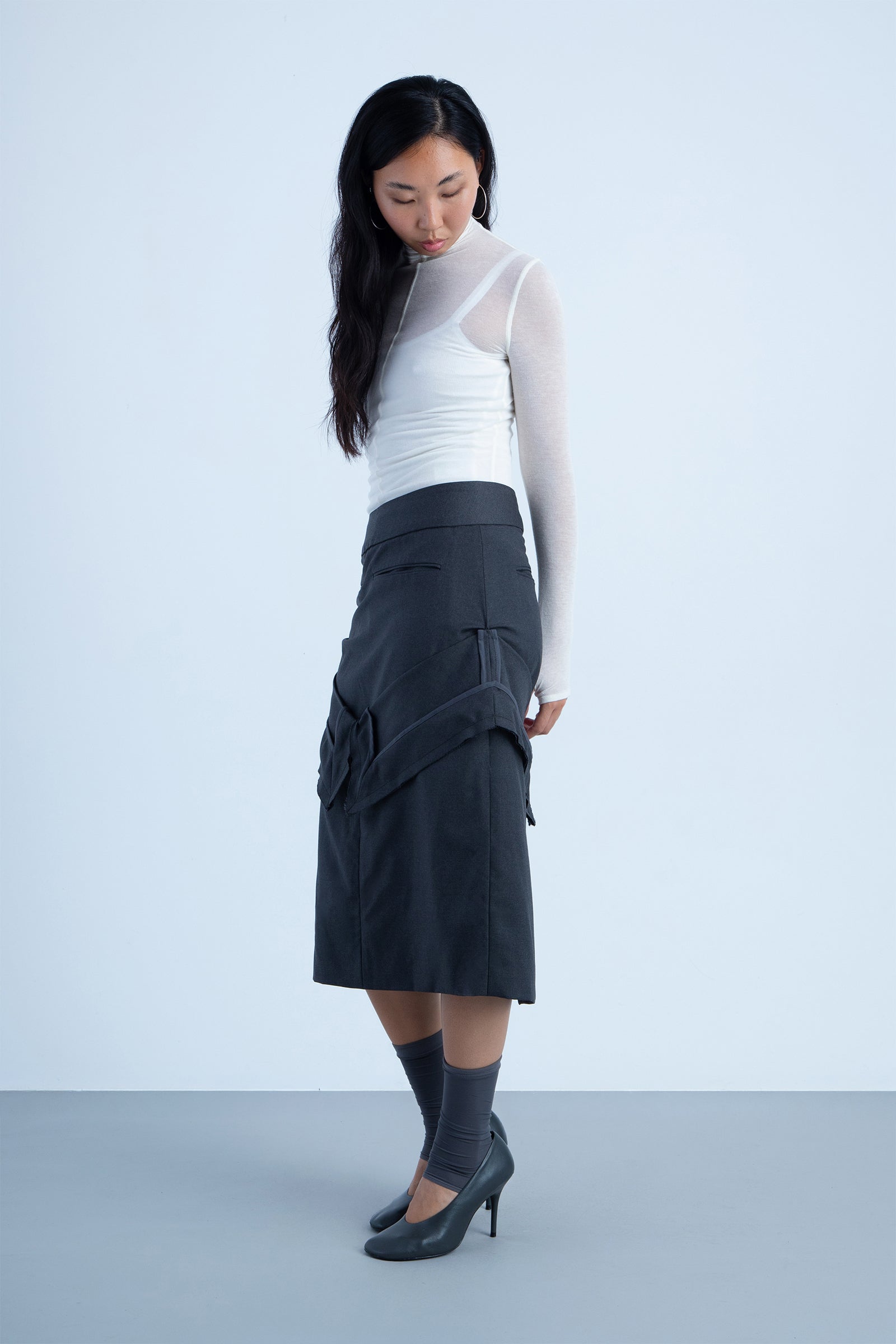 Falda "umbral" en lana merino