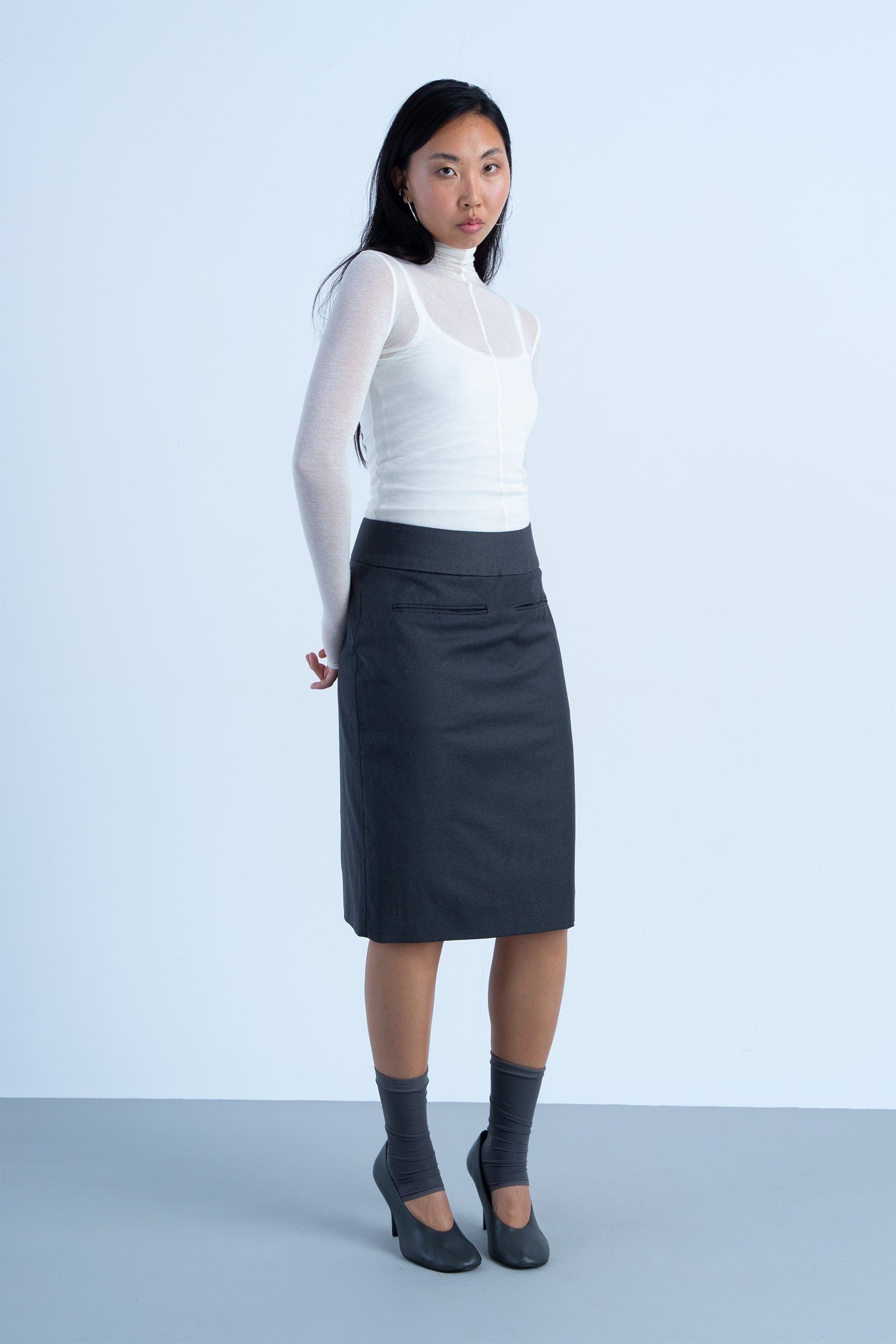 Falda "umbral" en lana merino