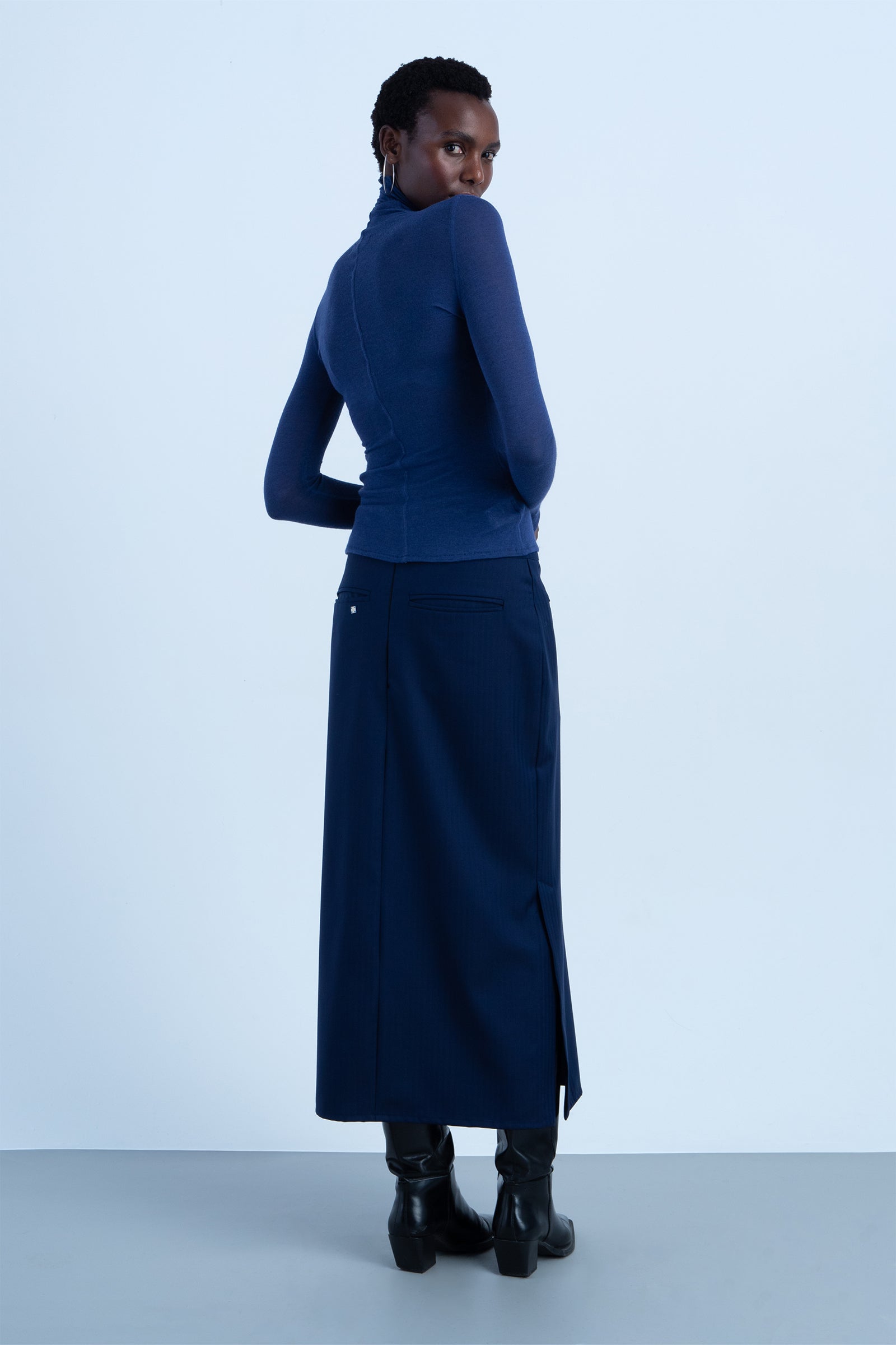Falda "silencio" en lana merino