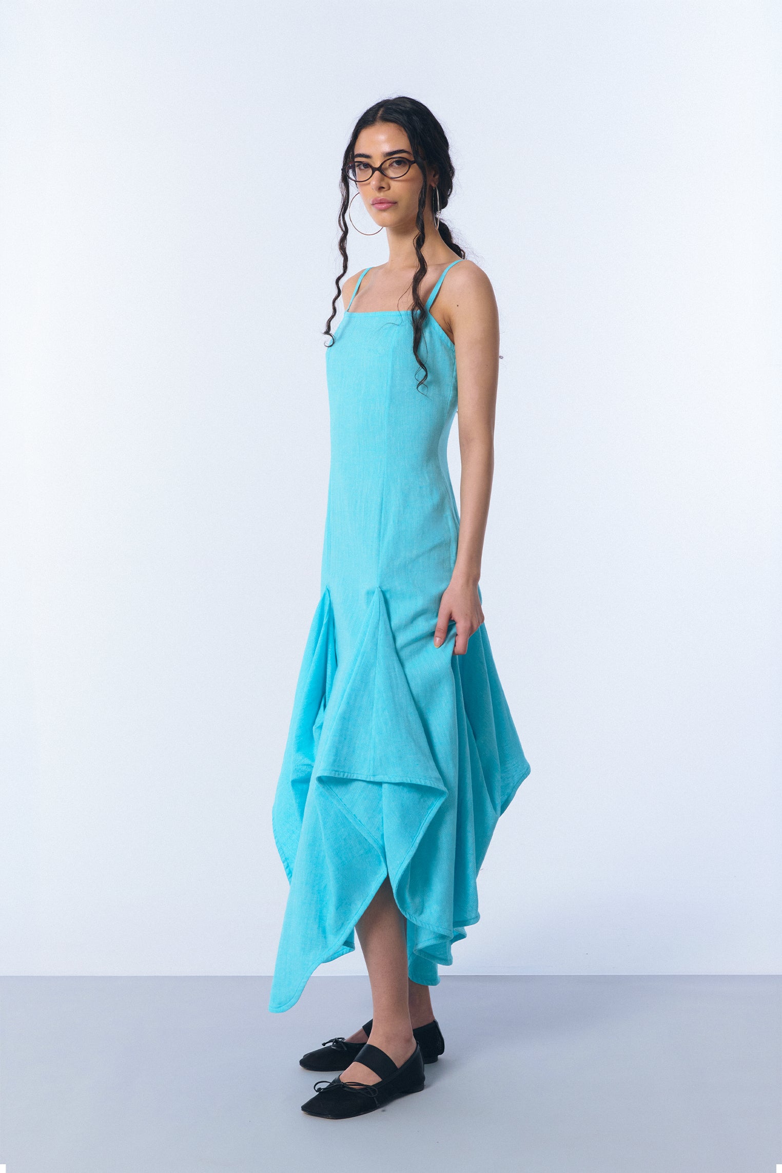 Vestido "tendal" en lino de espiga turquesa