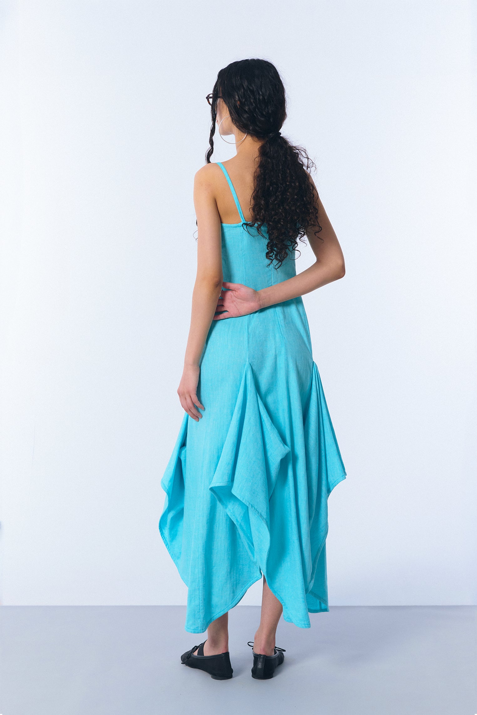 Vestido "tendal" en lino de espiga turquesa